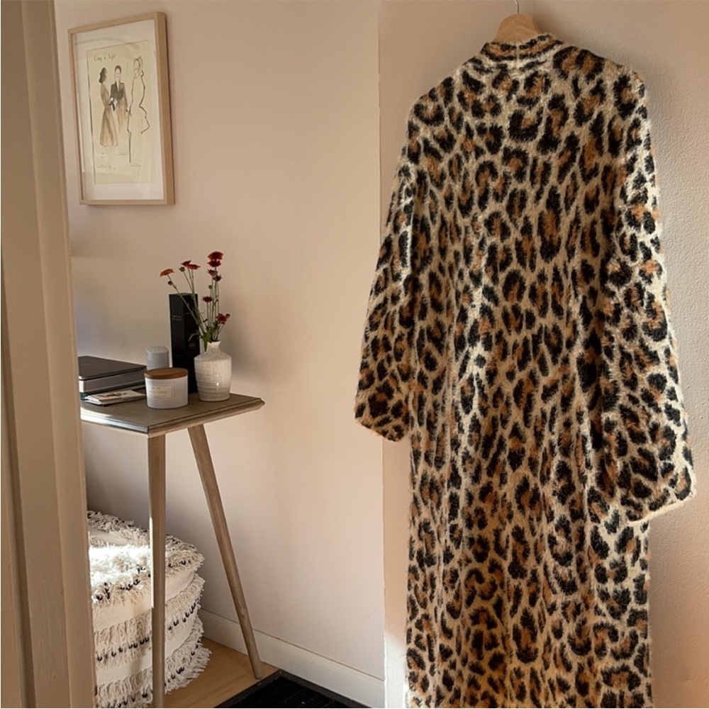 Leopard Luxe Cardigan NWT - Picture 4 of 6